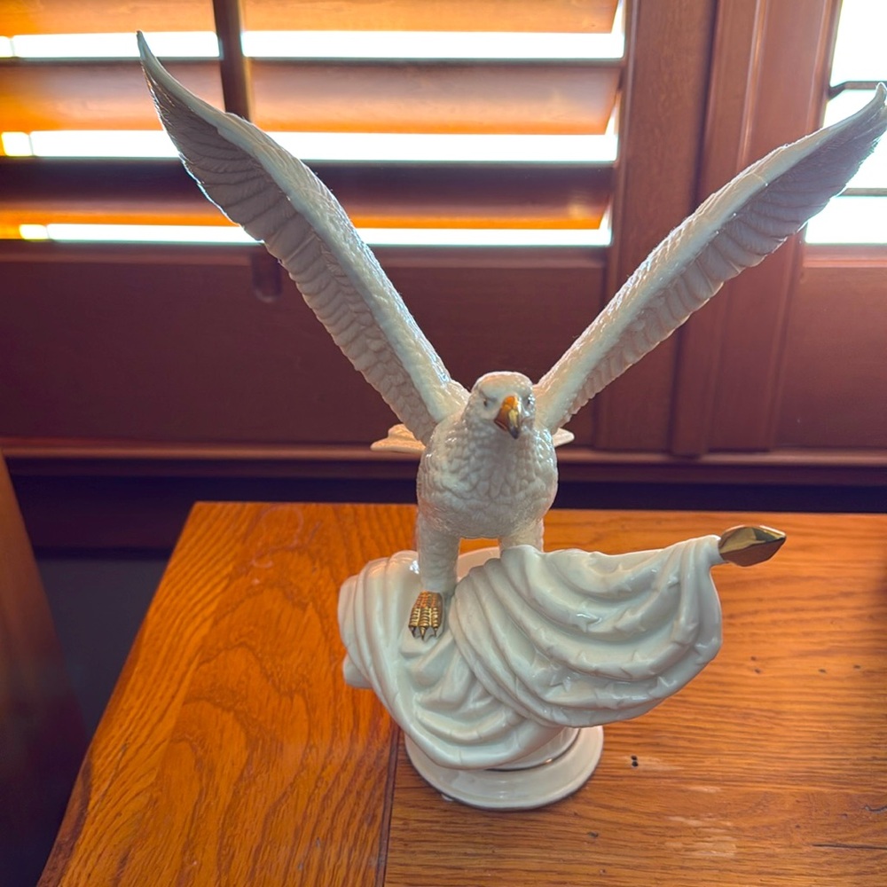 LENOX - THE EAGLE OF FREEDOM